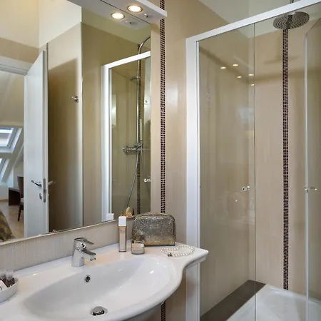 Astor Hotel 3*