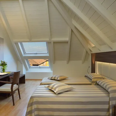 Astor 3*