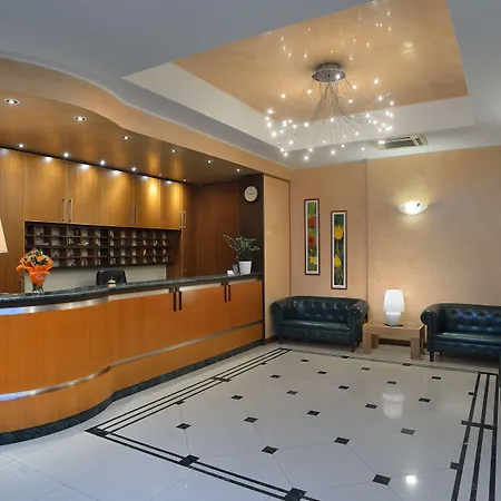 Astor 3* Болонья