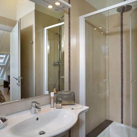 Astor Hotel Bologne